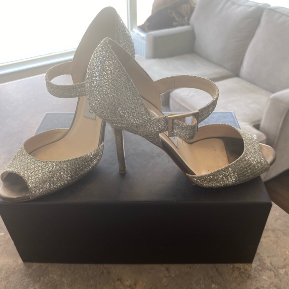 Beautiful Jimmy Choo shoes - Picture 9 of 10